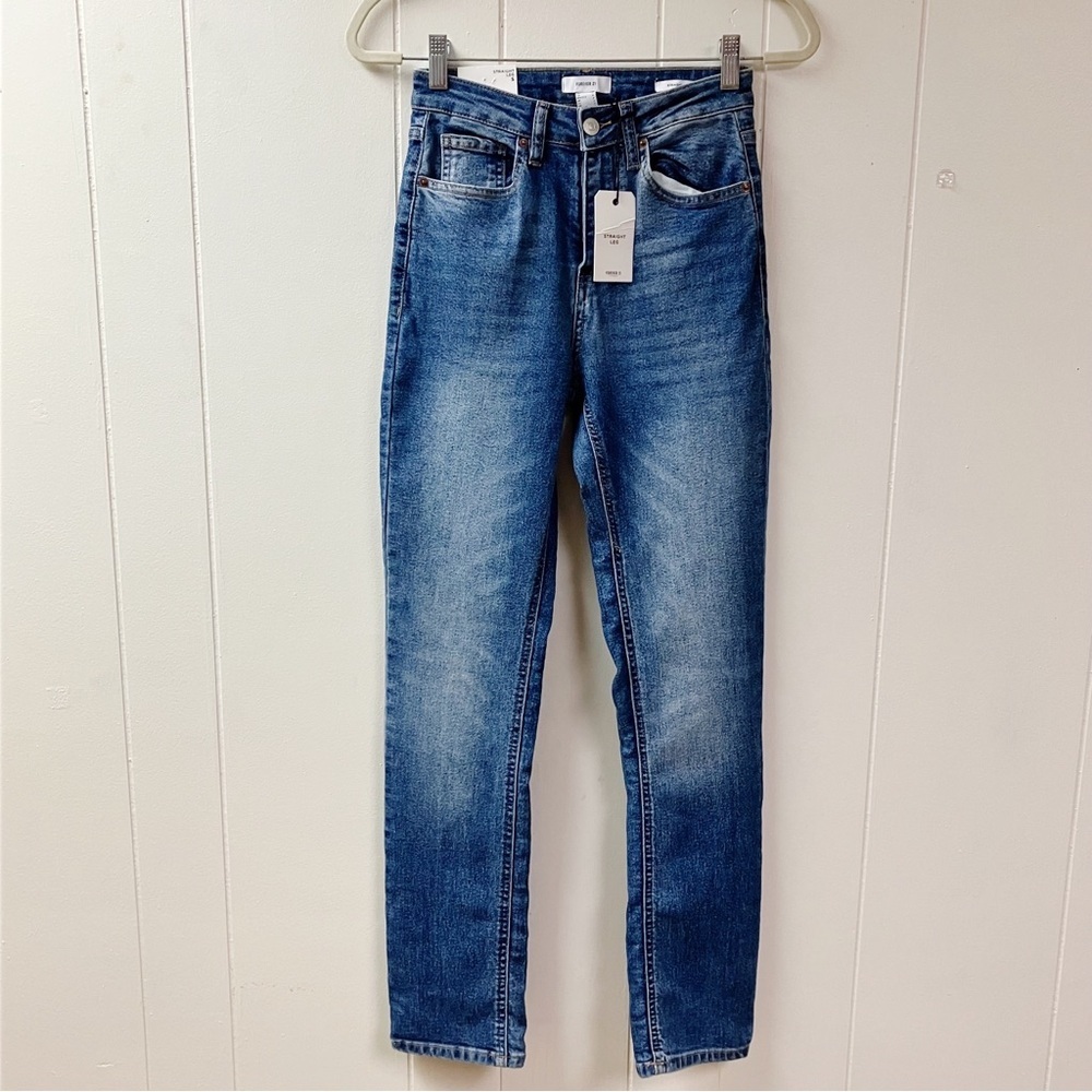 NWT FOREVER 21 Straight Leg High Rise Jeans SMALL Slim Stretch Academia Cowgirl